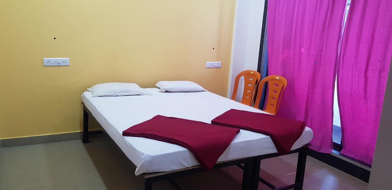 Yash Garden Residency Hotel Ganpatipule Exterior foto